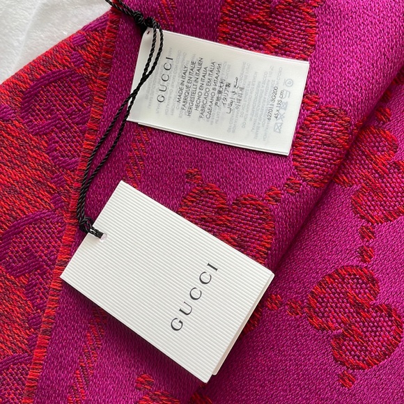 GUCCI EMBROIDERED GG Supreme 45x95 Women’s Scarf Flame Pink BNWT Made In Italy - Picture 6 of 16
